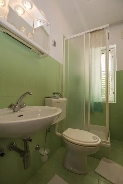 Apartments & Rooms Ribaric Lovran Πανσιόν